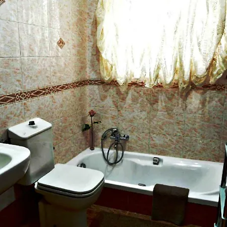 In Large Private Pool & Jacuzzi Valley View Near Sandy Beach