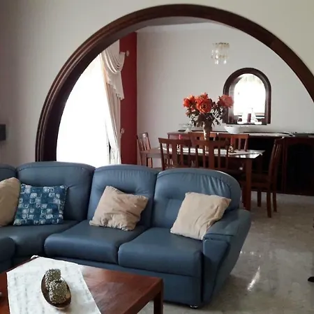 In Large Private Pool & Jacuzzi Valley View Near Sandy Beach Villa *